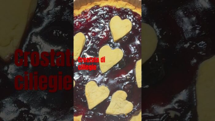 Crostata di ciliegie! Dolce della domenica! #bimby #bimbytm6 #dolci #cake #bakingtherapy #baking