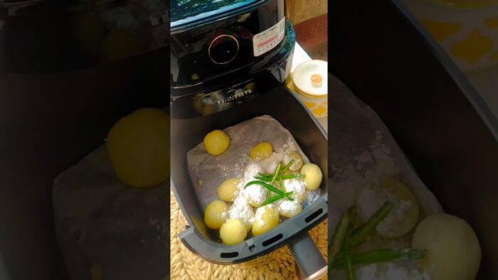 Crumby Roasted Aloo/Potato Snacks Recipe in Air Fryer #shorts #viral #youtubeshorts #trending #yt
