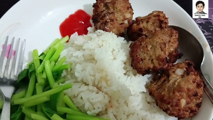 Easy & Delicious Air Fryer Crispy Pork Meatballs | Quick Recipe by Home Chef Janice Ong