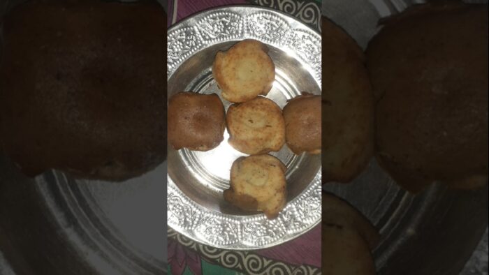 Eggless chocolate 🍫cupcake🧁🧁 in air fryer #youtubeshorts #trending #howtomakechocolatecupcake