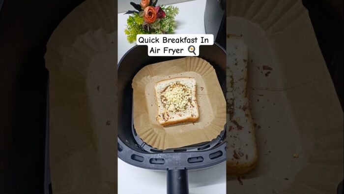 Quick Breakfast In Air Fryer 🍳#shorts #youtubeshorts #ytshorts #airfryer #breakfast #egg #toast