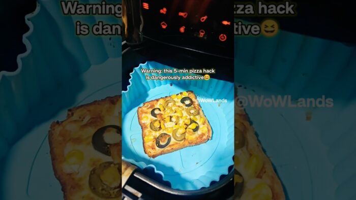 5-Minute Air Fryer Pizza 🍕 So Easy You’ll Make It Every Day #airfryerrecipes #airfryer #shorts