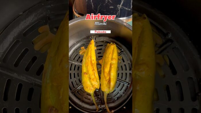 Agr aap bhi mirchi lover hain to ye air fryer mirchi pakoda Ki recipe apke lie hai #shorts