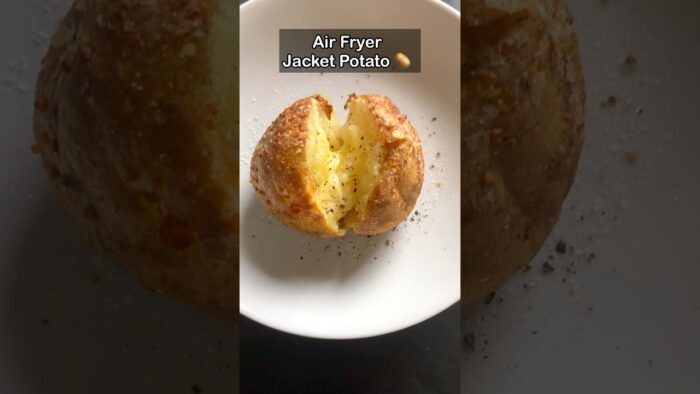 Air Fryer Jacket Potato Recipe #airfryer #youtubeshorts #shorts