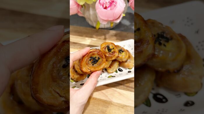 Air fryer PB & Banana Pastry💛 #banana #pastry #peanutbutter #cooking #recipe #airfryer