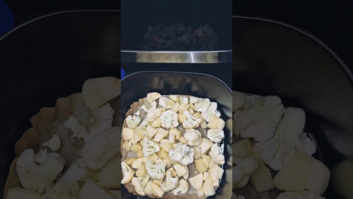Airfryer Aloo Gobhi | Aloo Gobhi Ki Sbji #aalugobhi #aalugobhikisabji #shorts #reels #recipe #food
