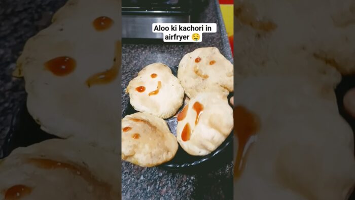 Aloo ki kachori in airfryer: Quick and Tasty Recipe