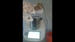 Bizcocho de manzana y yogurt, fácil y rico con Thermomix