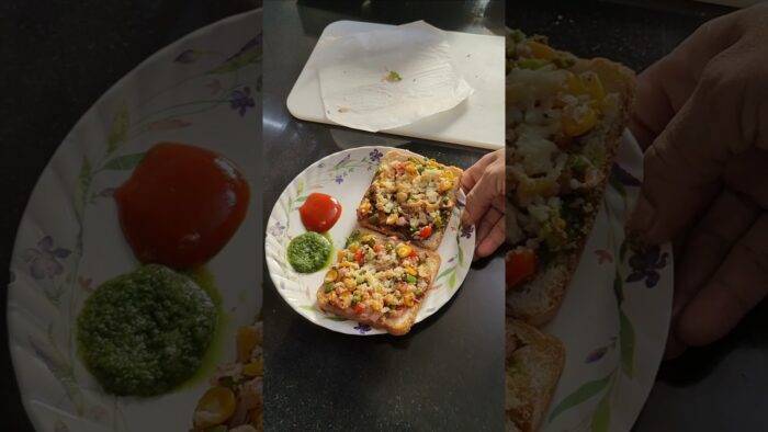 Bread Pizza Recipe | Bread Pizza in Air Fryer | Indian Twist | Easy quick Recipe | #shorts #ytshorts
