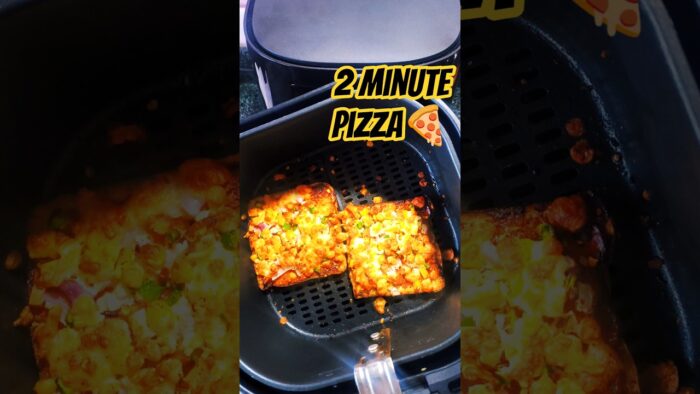 Bread Slice Pizza in Air flyer  Homemade pizza #breadpizza #pizza #airfryerrecipes #airfryercooking