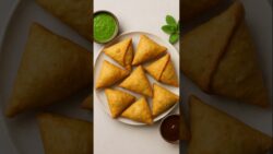 Crispy Air Fryer Aata Samosa 😋 | Healthy No-Fry Samosa Recipe | Whole Wheat Snack #shorts