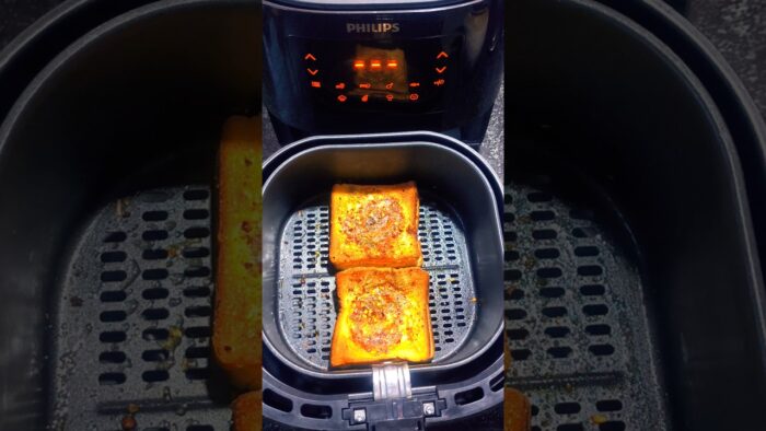 Egg Bread Recipe🥚🍞 Air fryer #shorts #airfryerrecipes #egg #viralrecipe Air egg fry #food #airfryer