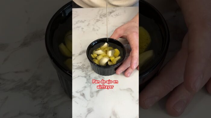 El mejor pan de ajo casero en minutos