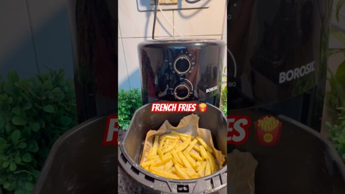 French fries in air fryer 🍟 #frenchfries #airfryer #uljhan #aloo #snacks #recipe #food #ytshorts