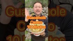 GUACAMOLE CASERO EN 10 MINUTOS – GUILLE RODRIGUEZ #SHORTS