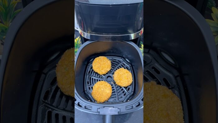 KFC style Alu ki tikki 😋 #food #shorts #airfryer #potato #recipe #foodlover #cooking