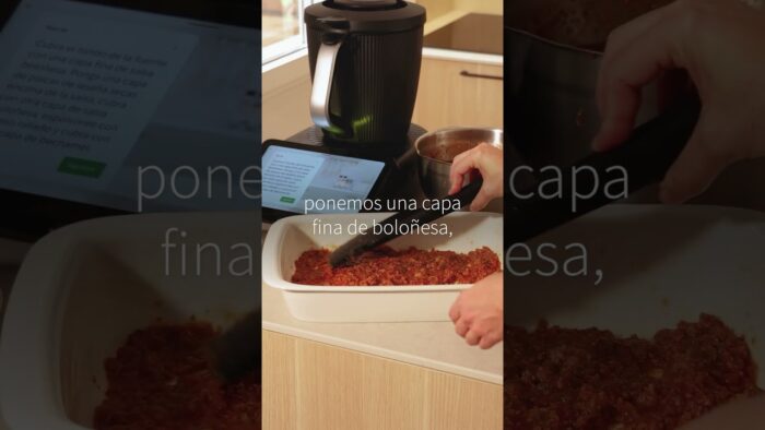 Lasaña boloñesa con champiñones