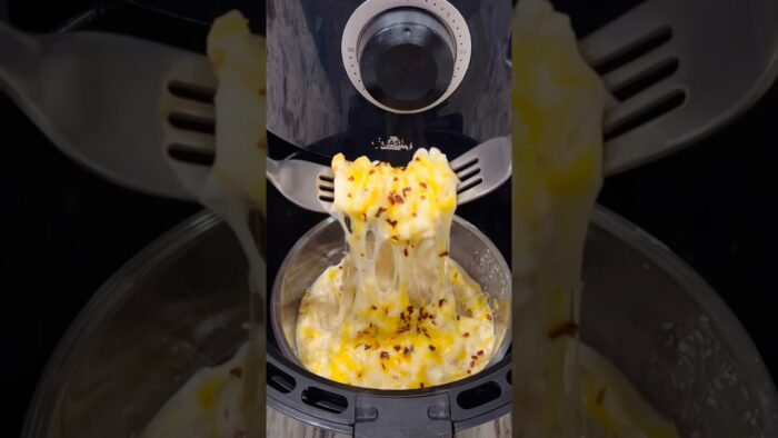 Mac & Cheese Recipe In AirFryer 😋👌#shorts #viral #trending #ytshorts #youtubeshorts #viralshort