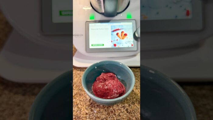 Nieve de frutos rojos sin azúcar. (Con fruto del monje) en #thermomix #thermoniquex