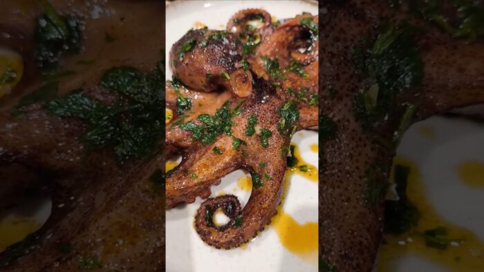PULPO EN FREIDORA DE AIRE 🐙 Tierno, Dorado y con Toque Ahumado | Receta Fácil Paso a Paso