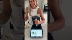 Peeling garlic in the Thermomix takes just 2 minutes 🧄