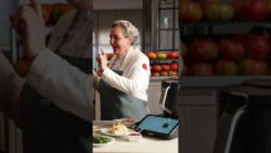 💚 Pepa Muñoz revela que Valentino también cocinaba con Thermomix.