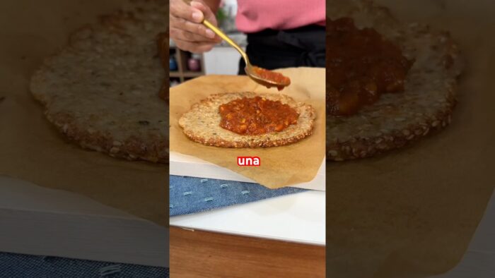 Receta rápida de PIZZA cero harina, pura proteína. En freidora de aire o sartén. #shorts #cocina