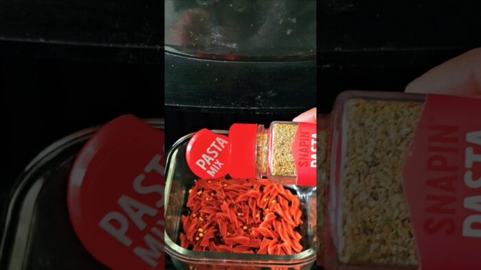 Red Lentils & Cheese Pasta Recipe in Air Fryer #shorts #viral #trending #youtubeshorts #viralshorts