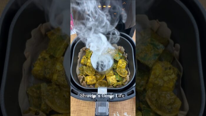 Smoky Hariyali Paneer Tikka Recipe in Air Fryer👌#shorts #viral #trending #youtubeshorts #ytshorts