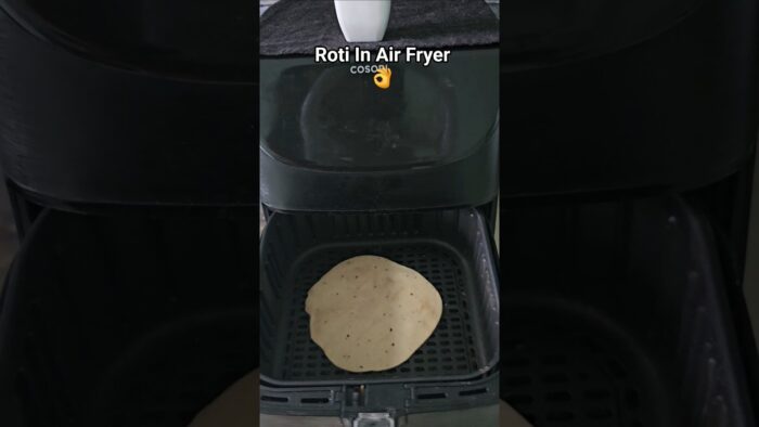 *Viral* Roti in Air Fryer #shorts #youtubeshorts #viral #trending #roti #airfryer #recipe #food