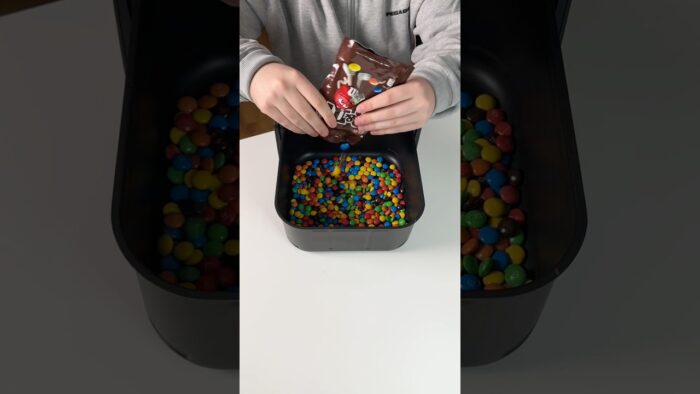 Warum redet NIEMAND über diesen M&M Kuchen aus dem AirFryer?!🍫😱#airfryer #rezept #viral