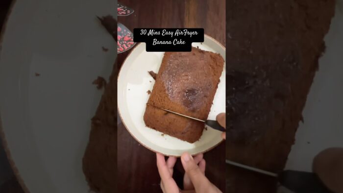 30 mins Easy Airfryer Banana Cake #yourssvlogs #bananacake