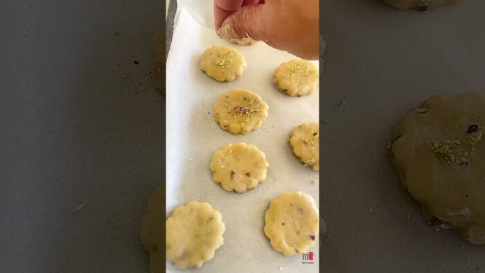 Air Fryer Pistachio Cookies – Eggless Recipe #shorts #pistachiocookies #airfryer