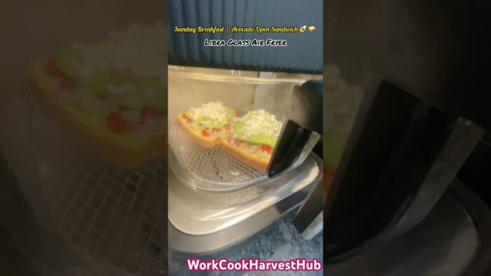 👩🍳All I ate in breakfast | AVOCADO OPEN SANDWICH #weekend @LIBRAAPPLIANCES #airfryer #shorts 🥪