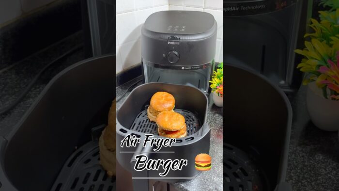 Burger in Air Fryer #burger #airfryer #foodshorts #recipe #foodblogger #easyrecipe #foodlover #food