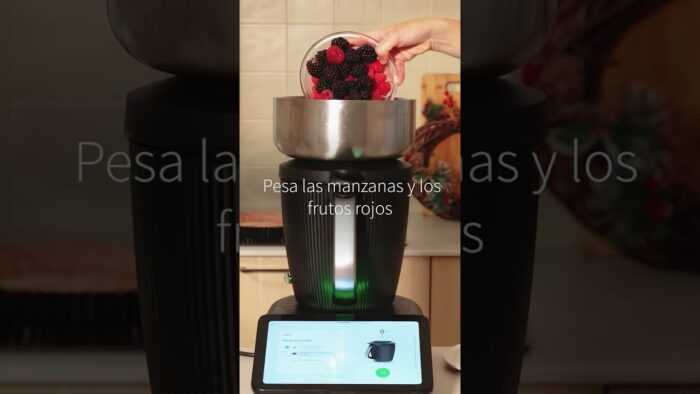 🥧🍓 Esta tarta de manzana y frutos rojos es una elaboración absolutamente irresistible