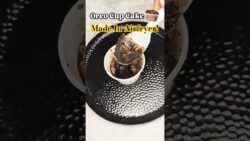 Oreo Mini Chocolate Cake in Airfryer 🧁 | 3-Ingredient Recipe | Easy Cake Hack