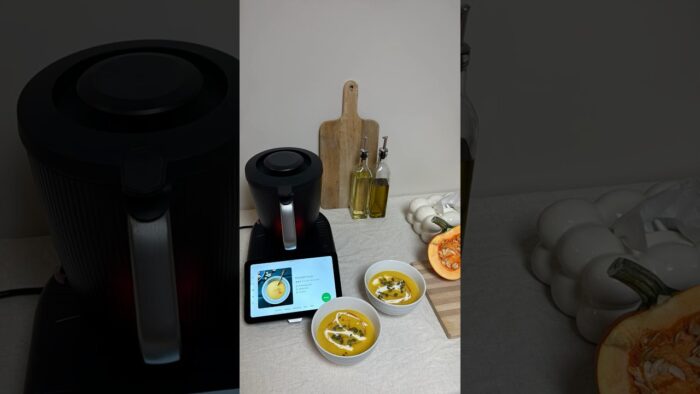 Pumpkin soup in the Thermomix🎃 #thermomix #thermomixcanada #thermomixtm7 #tm7 #pumkinsoup