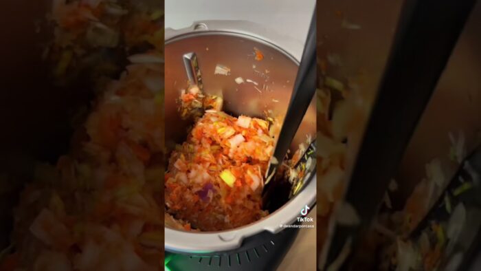 SOPA THERMOMIX              MODO DORAR  #thermomix #sopa #ciudadreal #TM7