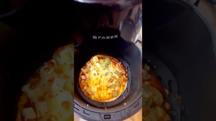 Viral Air fryer Pizza Recipe #airfryer #airfryerrecipes #cooking #short #pizza #cheeseburst