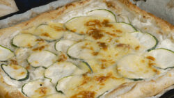 Hojaldre de calabacín con queso