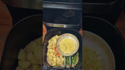 Air Fryer Aloo Matar Curry – Super Easy & Delicious! #zerooilcooking #recipe #shorts  ...