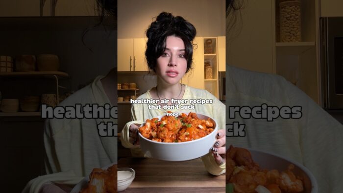 Air fryer buffalo cauliflower #healthyfood #healthyrecipes #recipe