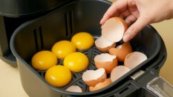An amazing and easy air fryer pasta recipe! Just add eggs – easy and delicious❗😋