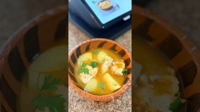 Cazuela de patatas con pollo para dos en #thermomix