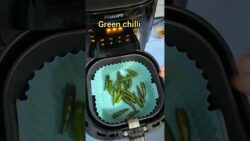 Masala Green Chilli in Air Fryer | Mirchi Achar in Airfryer 🫣😋#shorts #shortsfeed #recipe #viral #yt