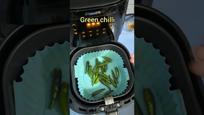 Masala Green Chilli in Air Fryer | Mirchi Achar in Airfryer 🫣😋#shorts #shortsfeed #recipe #viral #yt