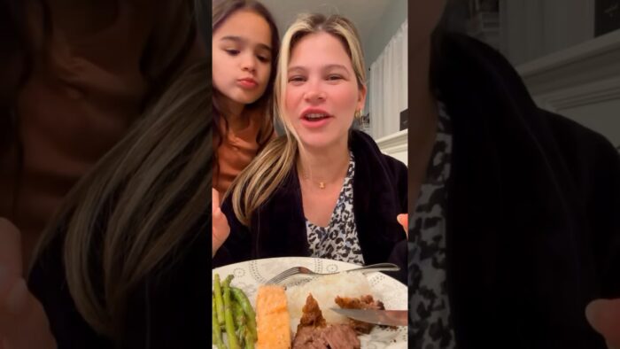 Menu completo en solo 20 minutos. #arroz #salmon #esparragos #thermomixtm6 #momlife #shortsvideo