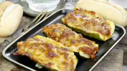 Calabacines rellenos de salsa boloñesa