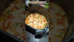 {part 2} homemade veg pizza in Air fryer🤤🍕#food #recipe #shortvideo #youtubeshorts #ytshorts #shorts